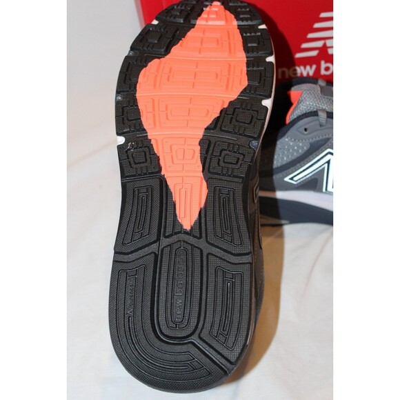 NEW BALANCE MEN'S 1540 V 3 RUNNING ATHLETIC SNEAKERS SZ 11.5 GREY NIB - Picture 8 of 8